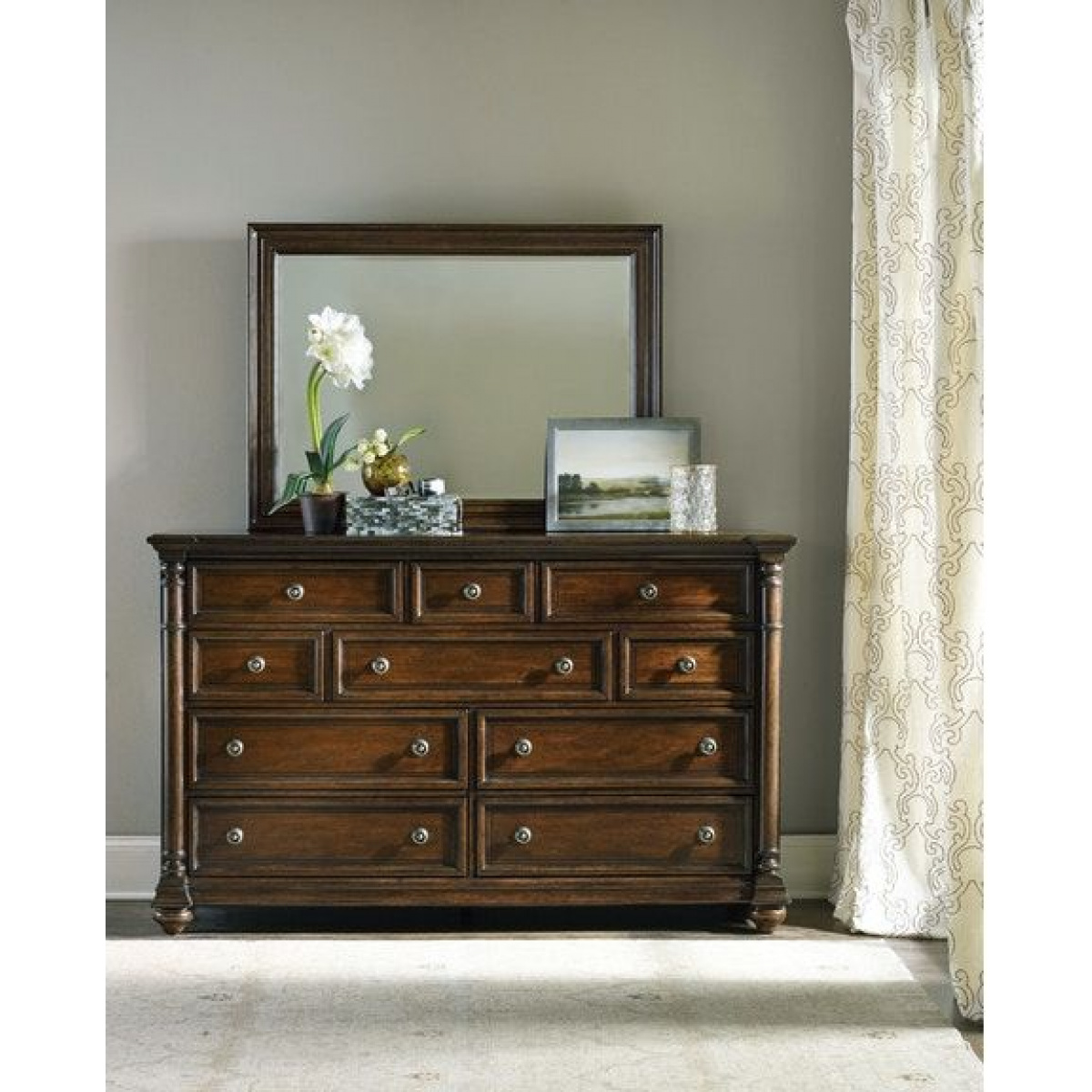 Leesburg Dresser Dressers Hooker Furniture 5