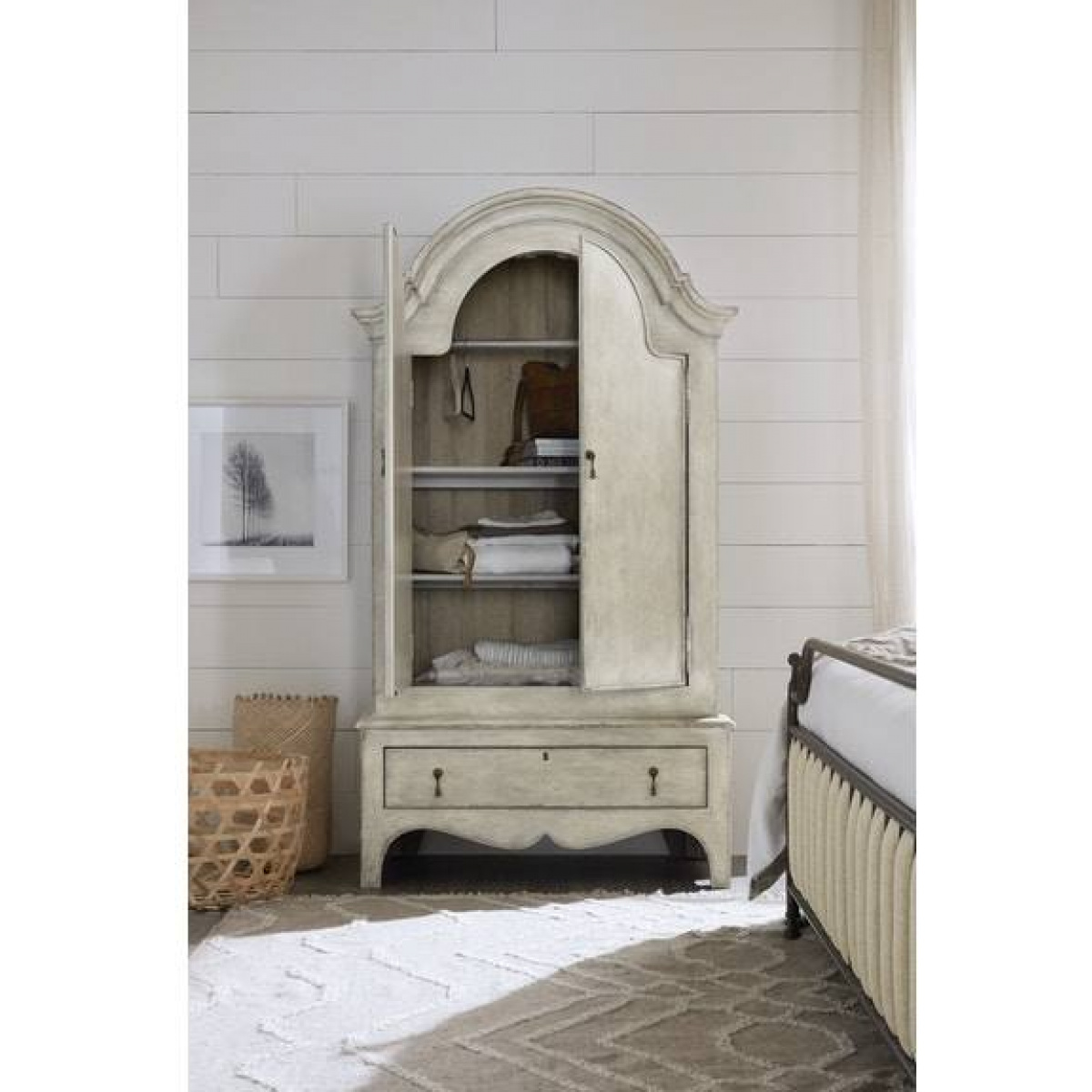 Ciao Bella Wardrobe Chests Hooker Furniture 5