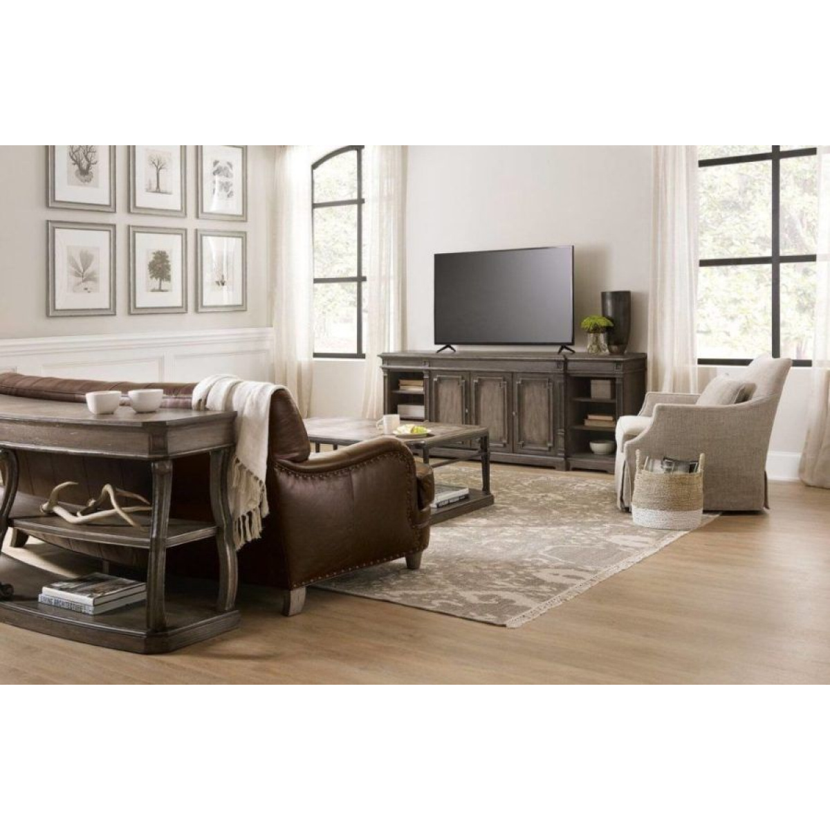 Woodlands Medium 85-Inch Entertainment Console Entertainment Stands Hooker Furniture 4