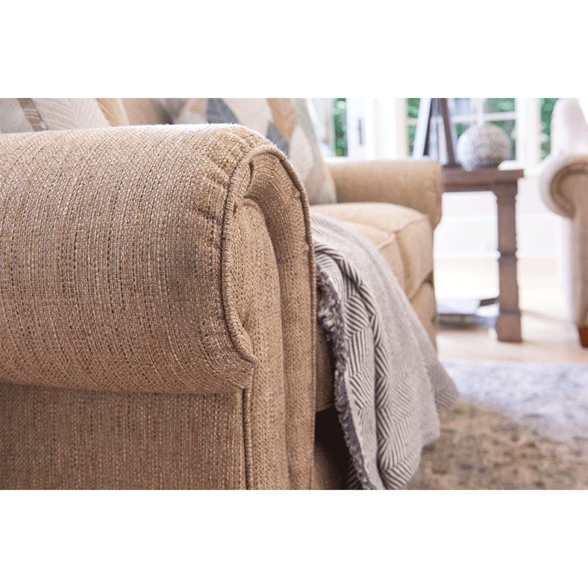 Mackenzie Sofa Sofas Customizable 7