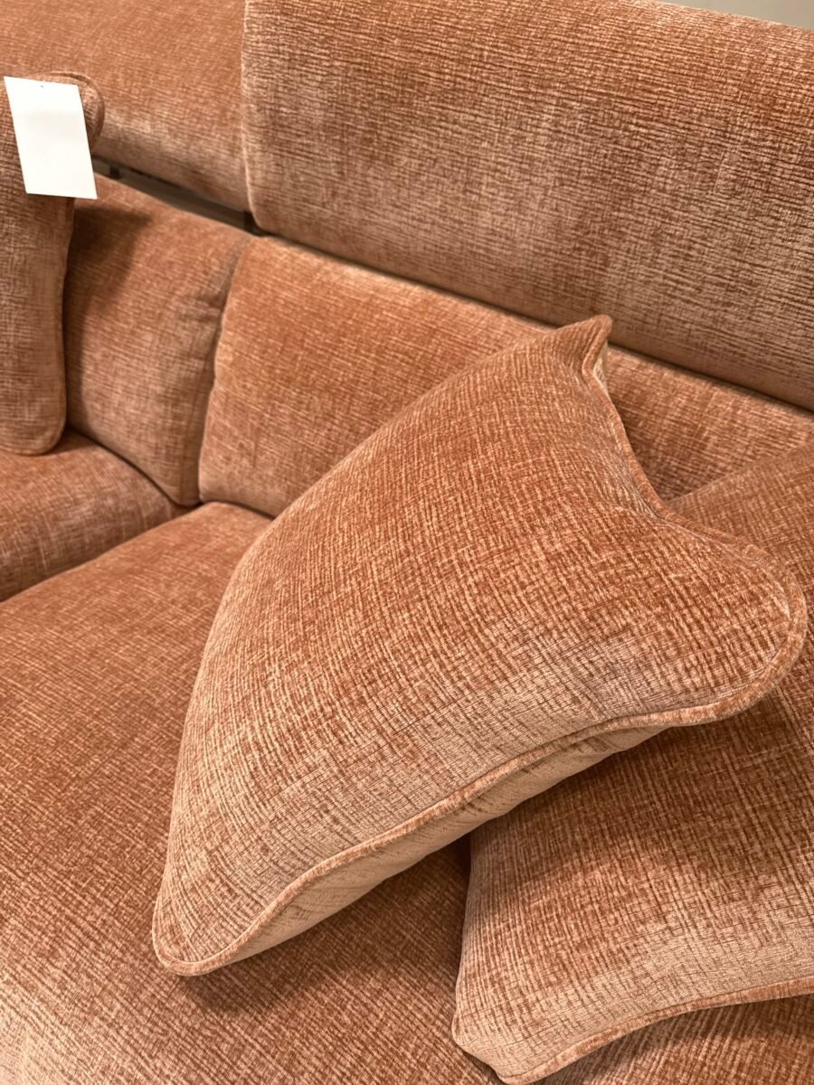 Lazboy International Showroom Loveseats 4