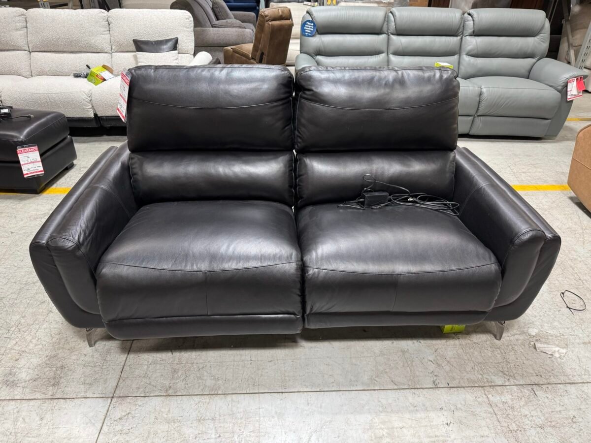 La-Z-Boy International loveseat Clearance 3