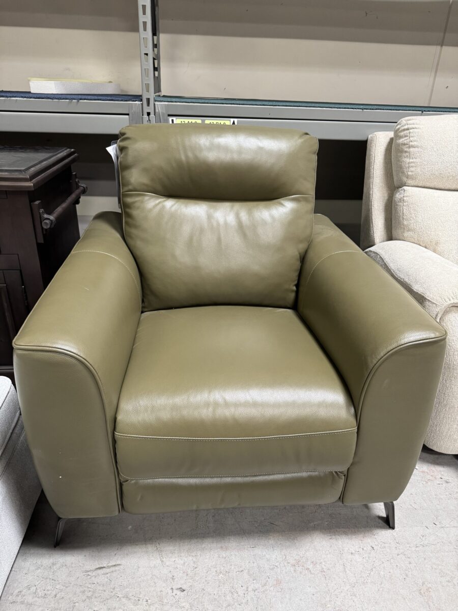La-Z-Boy International chair Clearance 3